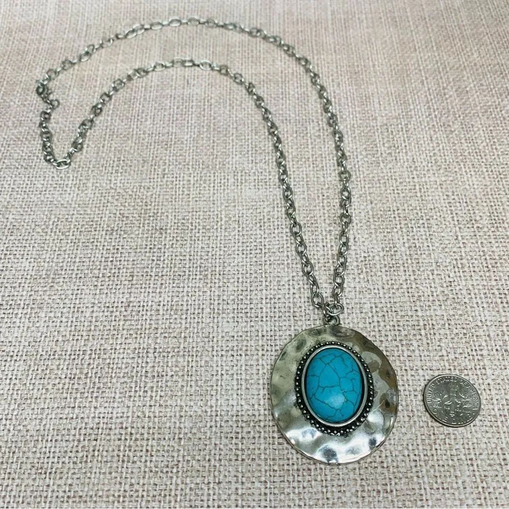 Silver Turquoise Southwestern Style Necklace‎